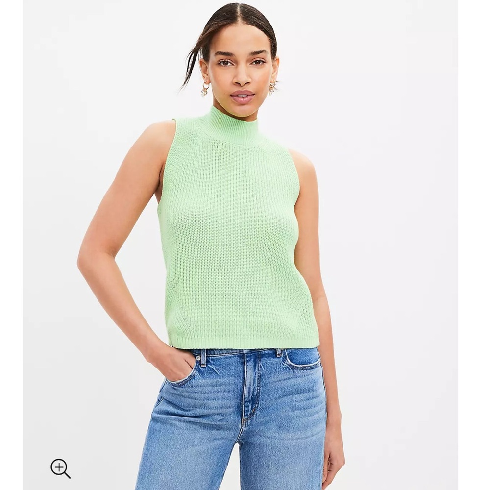 NWT Loft Ribbed Mock Neck Sleeveless sweater in color Pistacia sz L